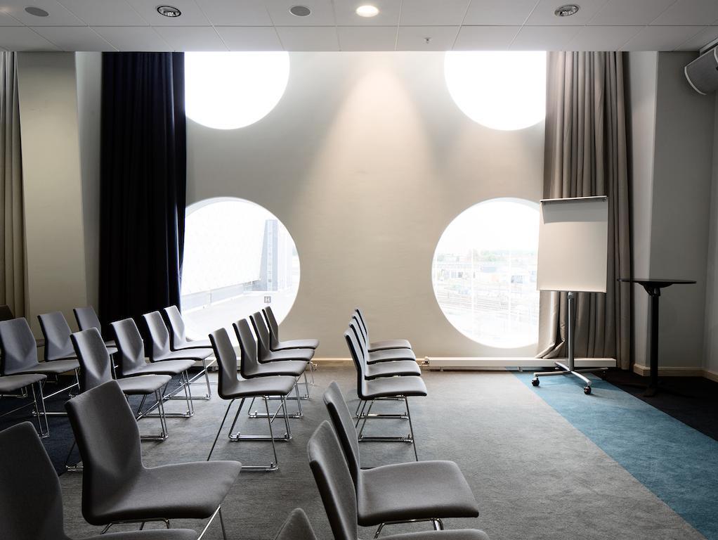 Quality Hotel Strawberry Arena Solna Exterior foto